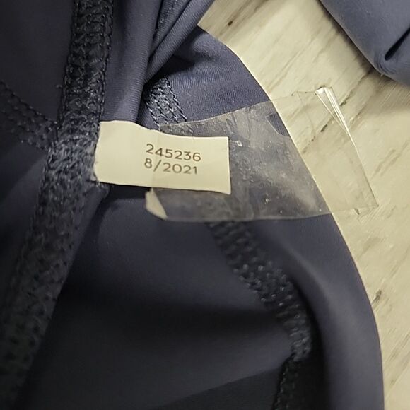 Outdoor Voices Warmup 7/8 Length High Rise Midnight Blue Leggings Size M - Picture 7 of 15